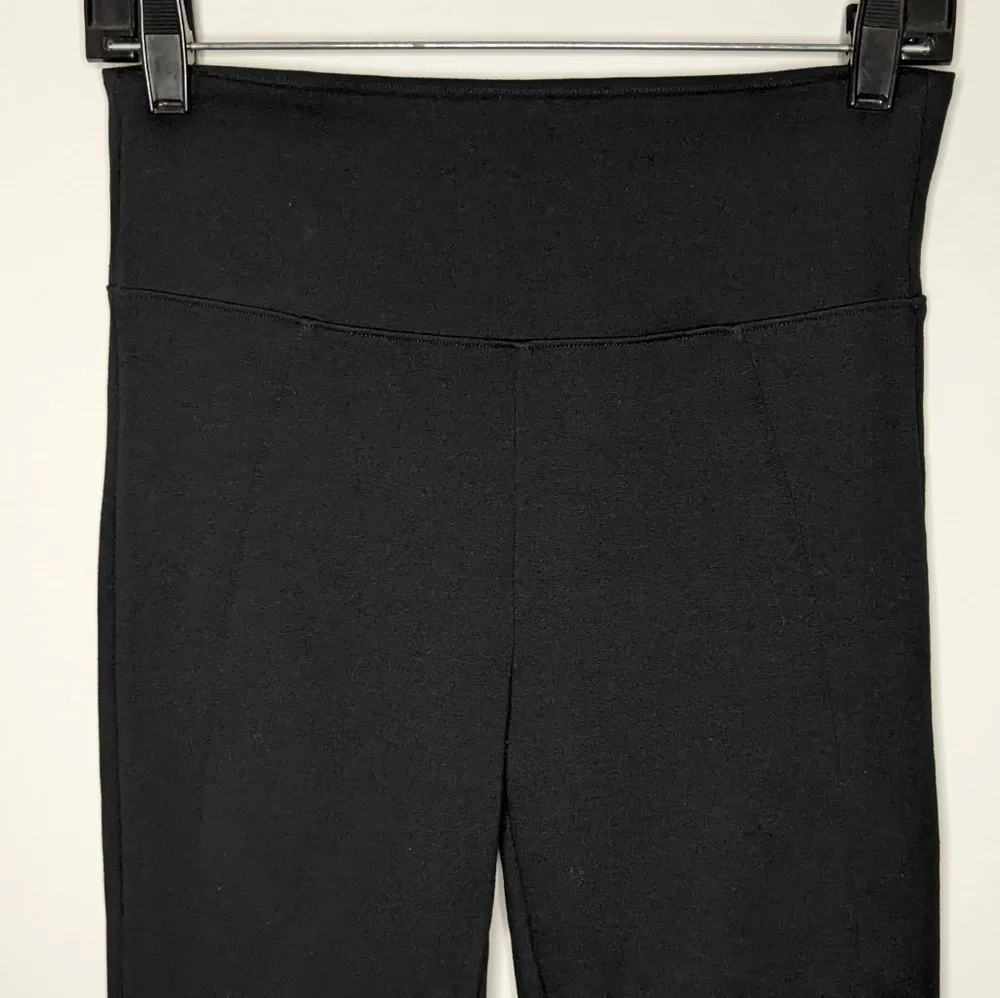 Assets by Spanx Black High Rise Leggings - Picture 4 of 7